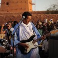 El guitarrista nigerino (de Niger) Bombino está promocionando su disco nuevo titulado Nomad (Nonesuch Records) con un videoclip oficial del tema “Azamane Tiliade.” El director del video es Reid Long....
