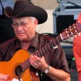Músicos cubanos y malienses, encabezados por el guitarrista y cantante Elíades Ochoa, han estado presentando el proyecto AfroCubismo por Estados Unidos. En declaraciones a la prensa, Ochoa dijo sentirse muy...
