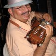 Fallece Yomo Toro, uno de los grandes de la música puertorriquña El guitarrista de renombre internacional reconocido como “El Rey del Cuatro” Yomo Toro falleció el 30 de junio del 2012 a las 23:40 (11:40 pm) después de estar internado en...