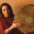 La sensacional cantante persa Mamak Khadem nos habla de su participacion en el Rainforest World Music Festival Mamak Khadem, una de las grandes voces de la música persa de la música actuará el domingo 10 de julio de 2011 a las 19:00h en el Rainforest World Music...