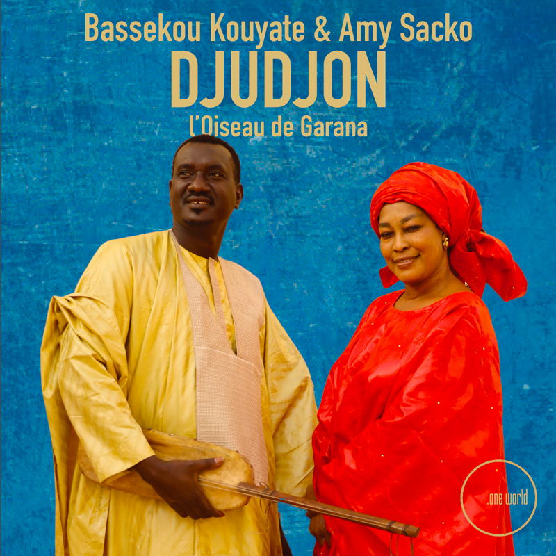 Bassekou Kouyaté & Amy Sacko – Djudjon, portada del disco. Foto de los dos artistas.